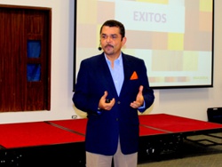 Conferencias Motivacionales de Ernesto Yturralde